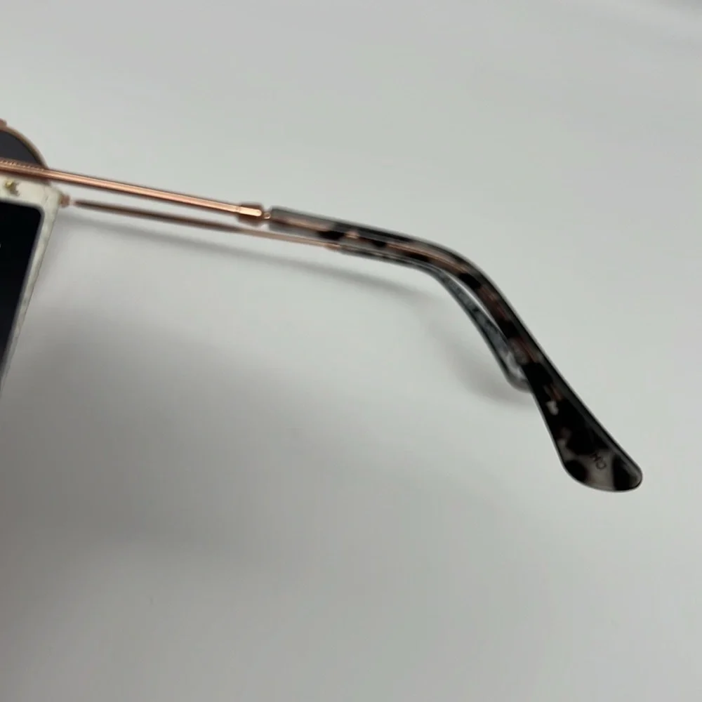 Foster Grant Cheryl Rose Gold Polarized‎ Sunglasses